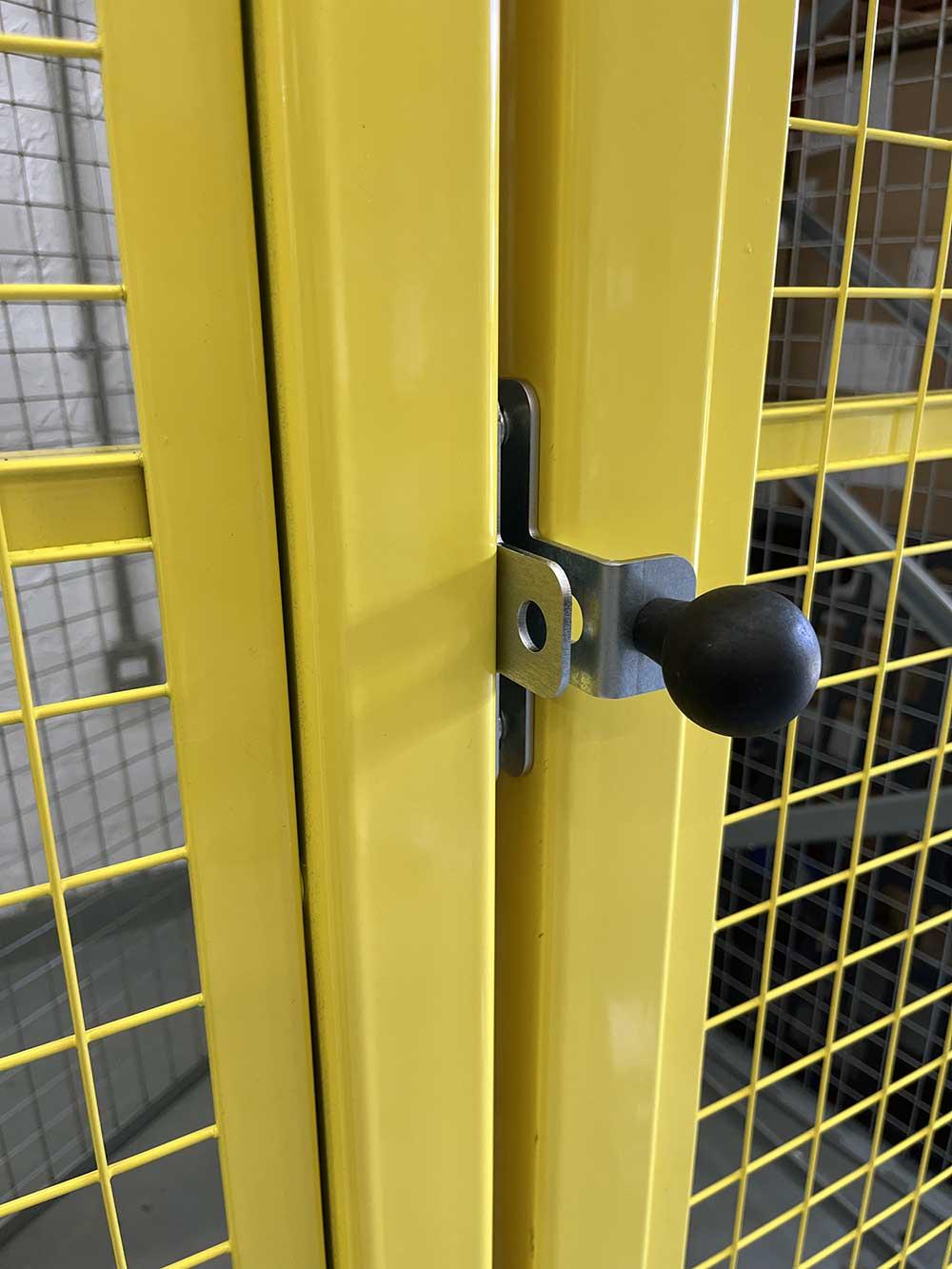 Lockable mesh security doors for quarantine